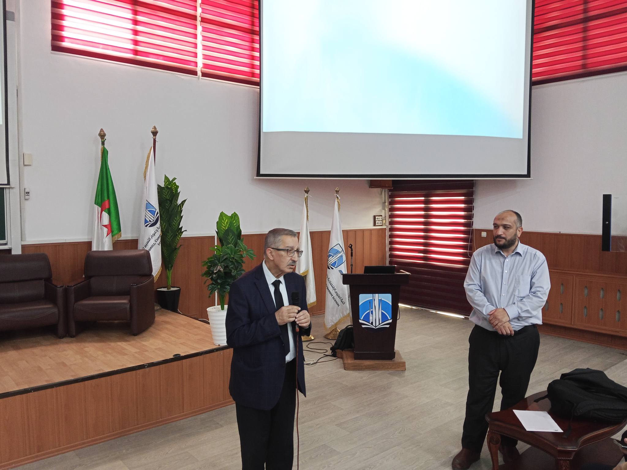 جامعة سطيف 1- فرحات عباس تنظم يوما تكوينيا لفائدة الطلبة حاملي المشاريع